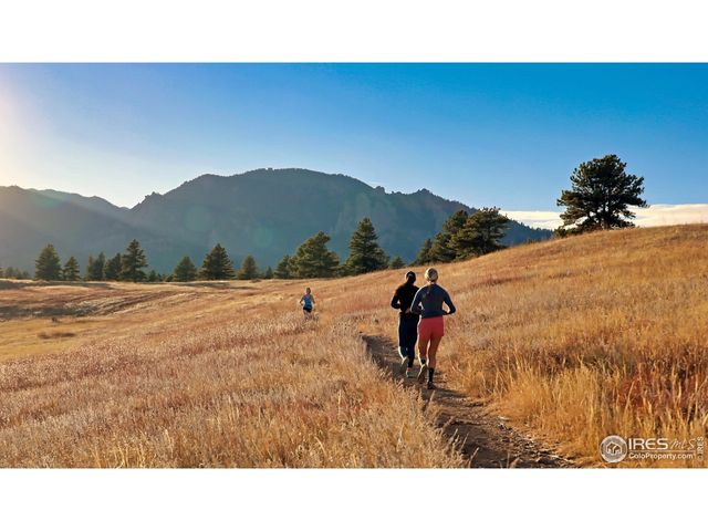 545 Mapleton Ave, Boulder, CO 80304