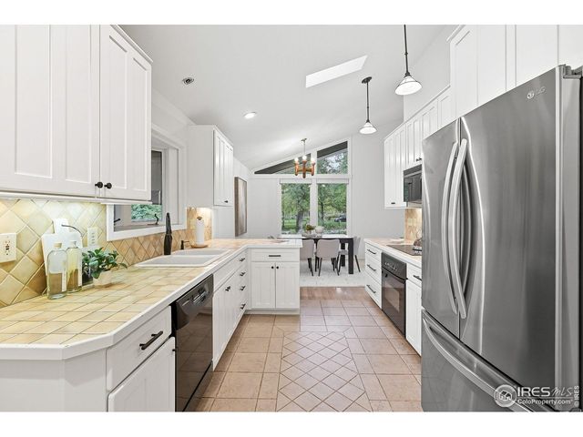 545 Mapleton Ave, Boulder, CO 80304