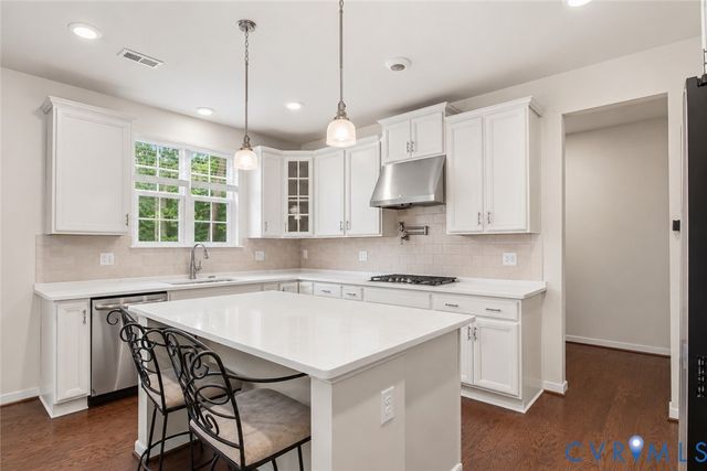 10122 Cameron Ridge Dr, Ashland, VA 23005
