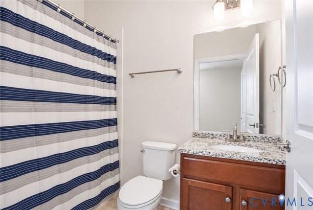10122 Cameron Ridge Dr, Ashland, VA 23005