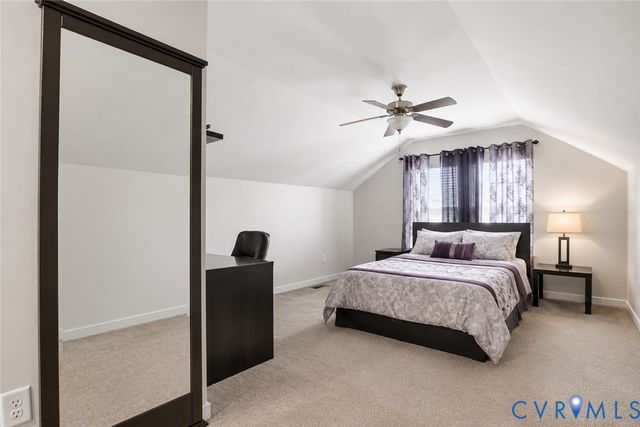 10122 Cameron Ridge Dr, Ashland, VA 23005