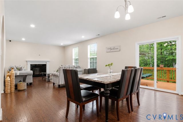 10122 Cameron Ridge Dr, Ashland, VA 23005