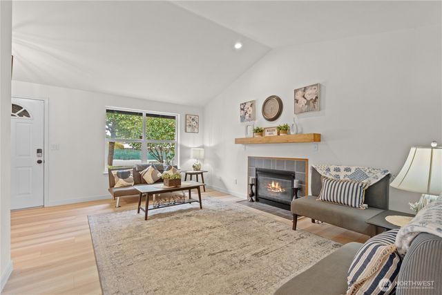 1418 E 59th Street, Tacoma, WA 98404