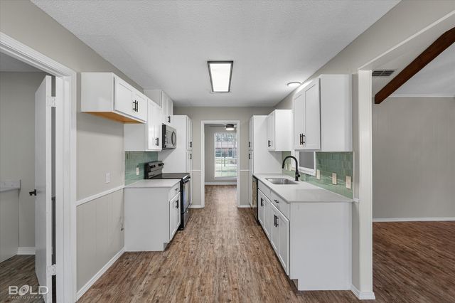 9525 Leaside Way, Shreveport, LA 71118