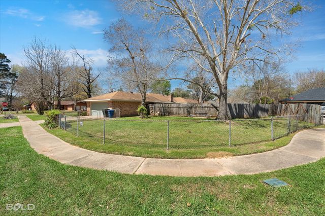 9525 Leaside Way, Shreveport, LA 71118