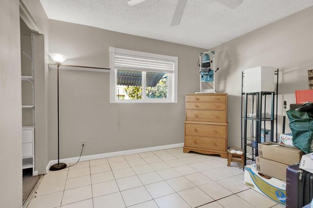 10406 Sleepy Brook Way, Boca Raton, FL 33428