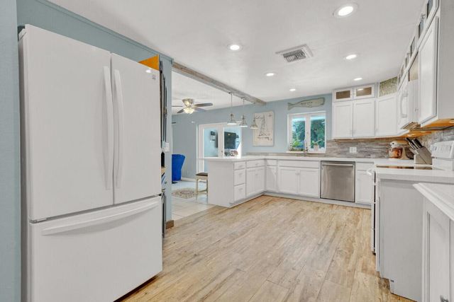 10406 Sleepy Brook Way, Boca Raton, FL 33428