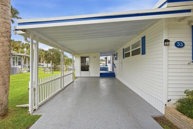 33 COCOS PLUMOSA DRIVE, Eustis, FL 32726