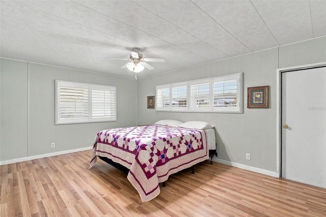 33 COCOS PLUMOSA DRIVE, Eustis, FL 32726