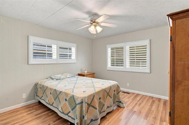 33 COCOS PLUMOSA DRIVE, Eustis, FL 32726