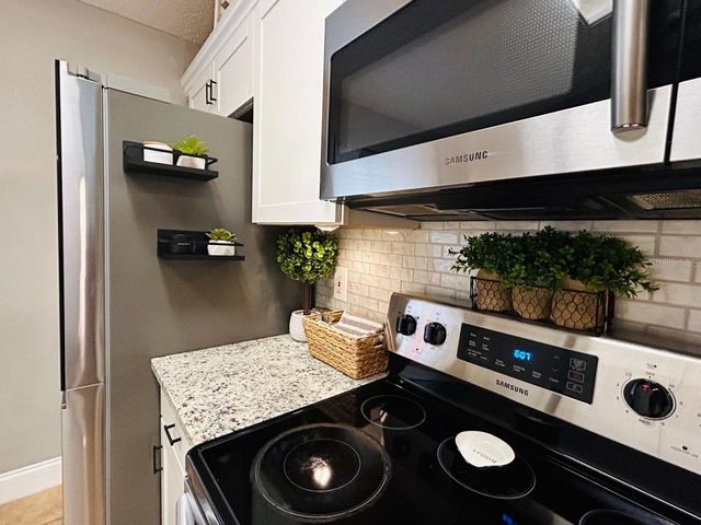 3110 HALLOW DRIVE, Deltona, FL 32738