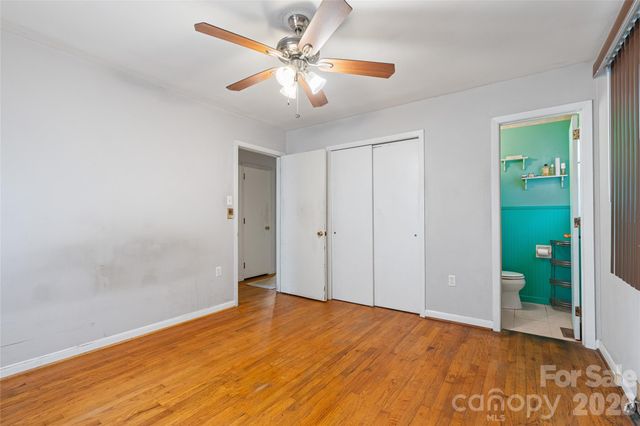 1025 Old US 70 Highway, Black Mountain, NC 28711