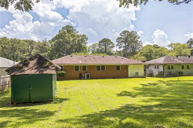 2064 Mesa SE Drive, Atlanta, GA 30316