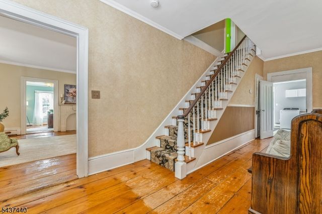 106 Brunswick Ave, Lebanon Boro, NJ 08833