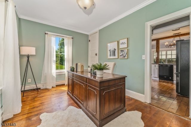 106 Brunswick Ave, Lebanon Boro, NJ 08833