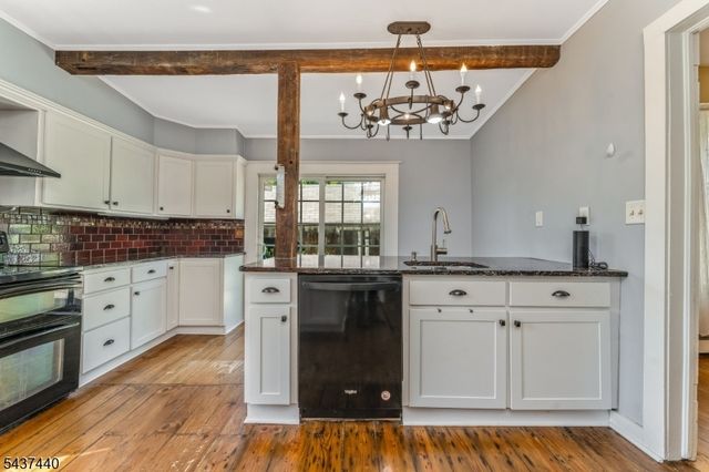106 Brunswick Ave, Lebanon Boro, NJ 08833