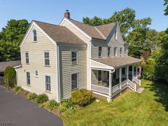 106 Brunswick Ave, Lebanon Boro, NJ 08833