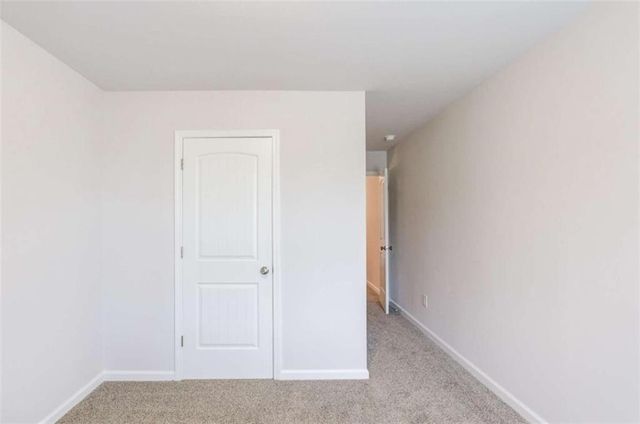 6374 Pine Ridge Point, Lula, GA 30554
