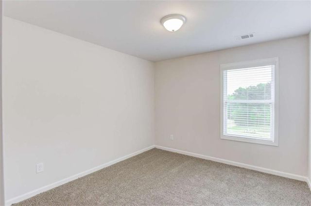 6374 Pine Ridge Point, Lula, GA 30554