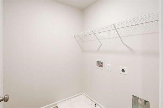 6374 Pine Ridge Point, Lula, GA 30554
