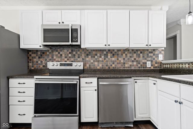 353 Trinton Circle, Bedford, IN 47421