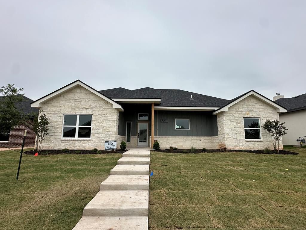 Image 1 of property listing at 3611 Clearview Drive, San Angelo, TX 76904