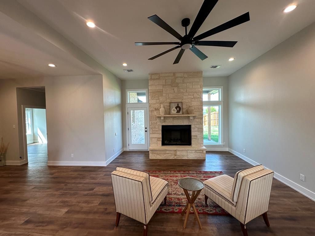 Image 6 of property listing at 3611 Clearview Drive, San Angelo, TX 76904