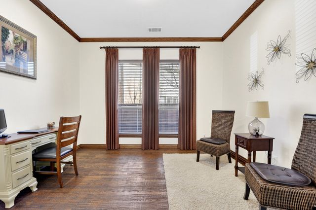 2012 S Hill Drive, Irving, TX 75038