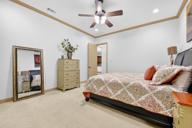 2012 S Hill Drive, Irving, TX 75038