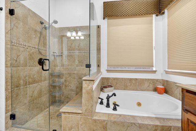 2012 S Hill Drive, Irving, TX 75038