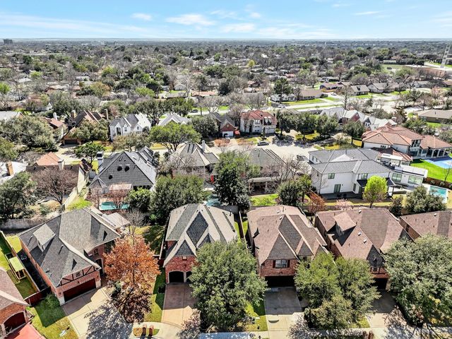 2012 S Hill Drive, Irving, TX 75038