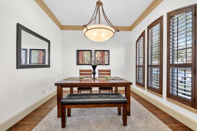 2012 S Hill Drive, Irving, TX 75038