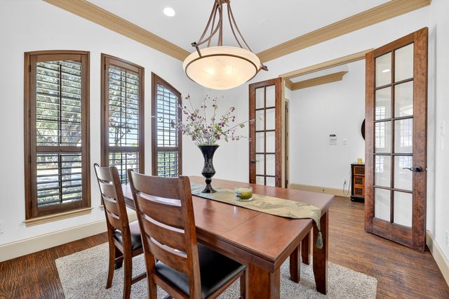 2012 S Hill Drive, Irving, TX 75038