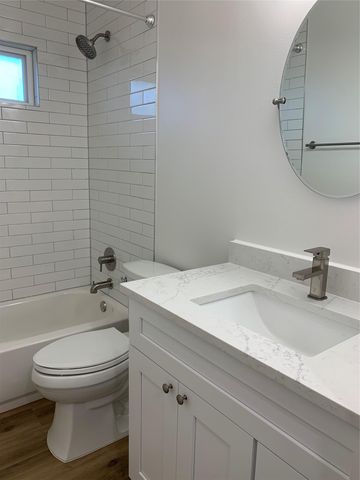 1400 Kamar DR, Austin, TX 78757