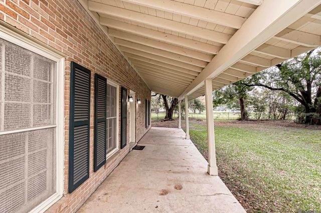 6165 La Hwy 74, St Gabriel, LA 70776