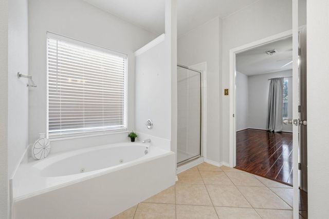 2304 Delta Bridge Drive, Pearland, TX 77584