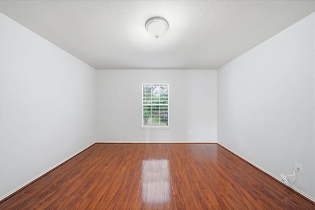 2304 Delta Bridge Drive, Pearland, TX 77584