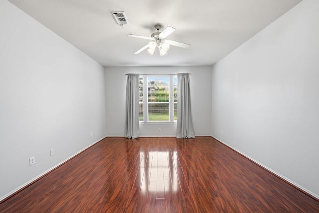 2304 Delta Bridge Drive, Pearland, TX 77584