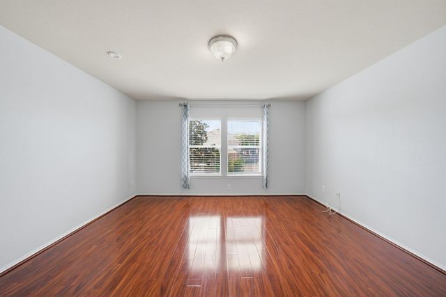 2304 Delta Bridge Drive, Pearland, TX 77584