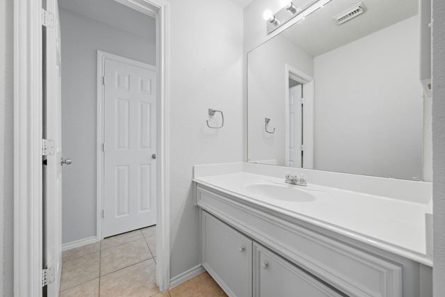 2304 Delta Bridge Drive, Pearland, TX 77584