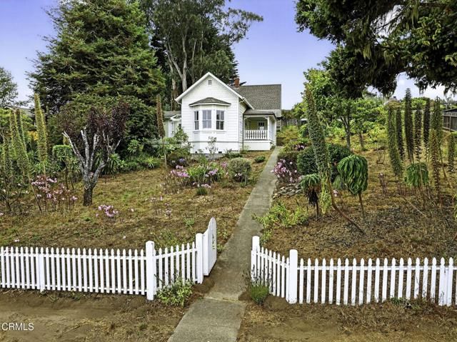 45060 Covelo Street, Mendocino, CA 95460