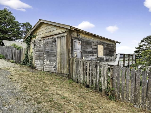 45060 Covelo Street, Mendocino, CA 95460