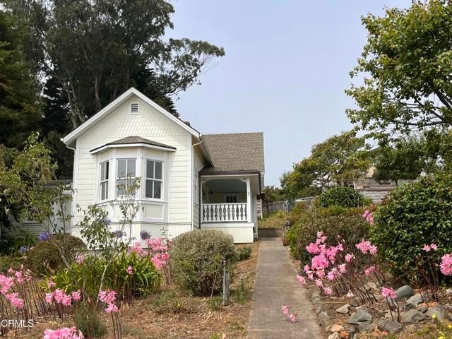 45060 Covelo Street, Mendocino, CA 95460