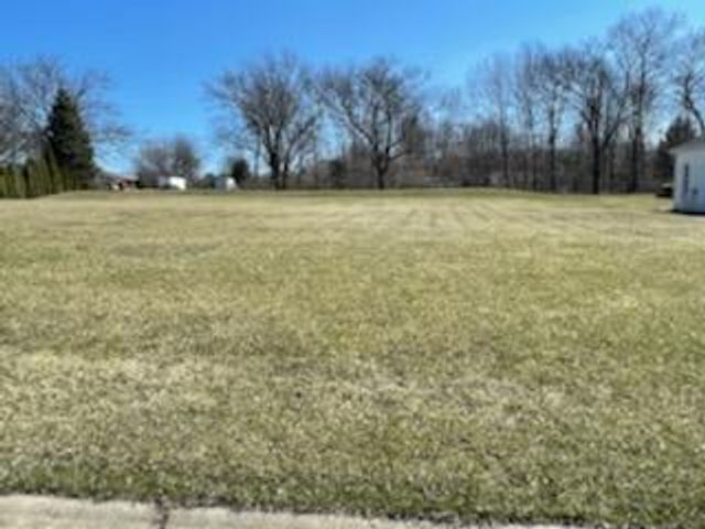 2 Coronado Drive, Jackson, MI 49201