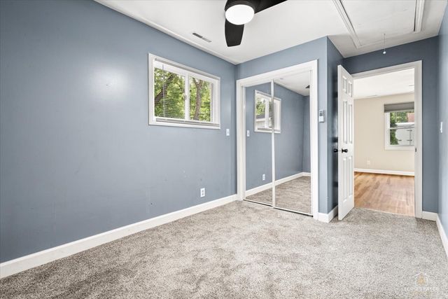 2622 W Emerald Court, Mchenry, IL 60051