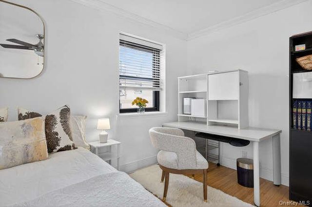 46 Terrace Circle 1B, Great Neck, NY 11021