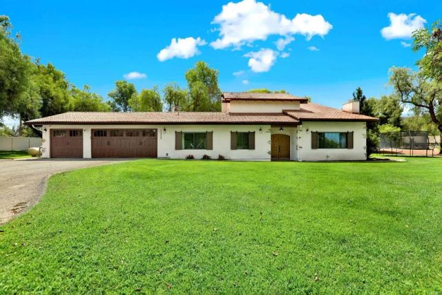 15459 Glentree Road, Valley Center, CA 92082