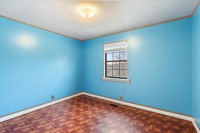 6905 Creeklands Lane, Hixson, TN 37343