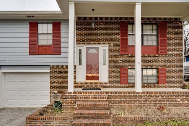 6905 Creeklands Lane, Hixson, TN 37343