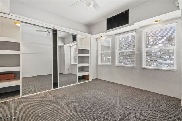 2003 E Midlothian Boulevard, Youngstown, OH 44502